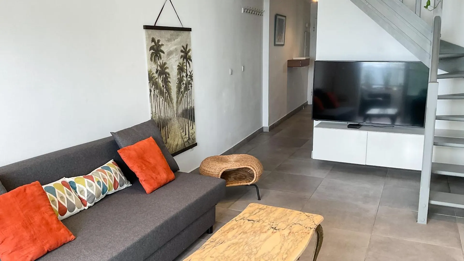 La Prom 2 - A Two Bedroom Apartment With A Sea View Nice